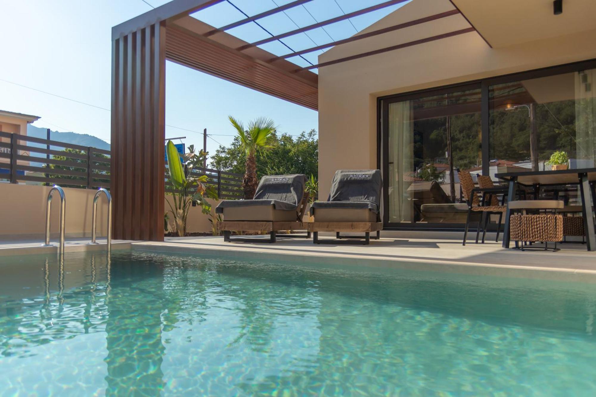 Ntinas Seaside Suites スカラ・ポタミアス エクステリア 写真